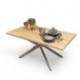 Conjunto de Comedor TAMI QUEEN con Mesa Fija de Madera Maciza y 4 Sillas Tapizadas en Tela Gris