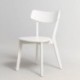 Conjunto de mesa y 4 sillas blanco estilo nórdico. Mesa rectangular fija de 120 × 75 cm.